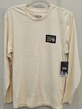 Mountain Hardwear Men's Long Sleeve Tee in Light Cream